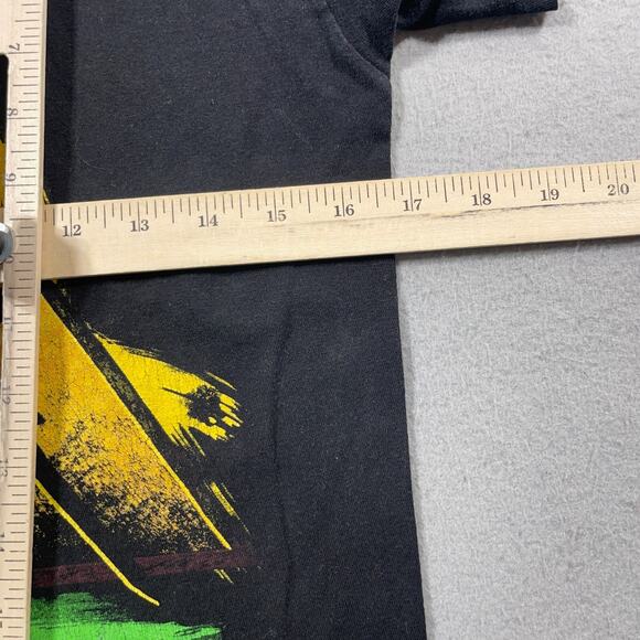 The Legend Of Zelda T-Shirt Men Small Black Triforce Link It’s Dangerous To Go A - Picture 4 of 7